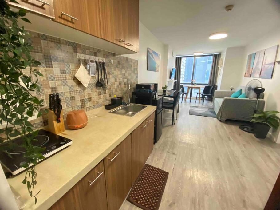 41sqm 1br In Center Of Ortigas Center Apartment