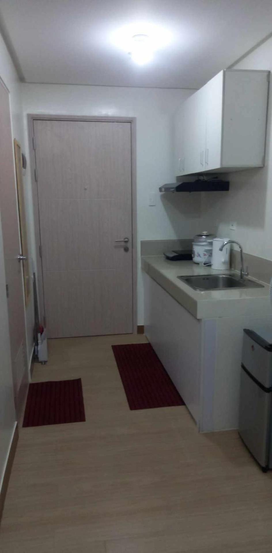 Comfy 1 Bedroom With Netflix & Free Wifi - Trees Residences Manila