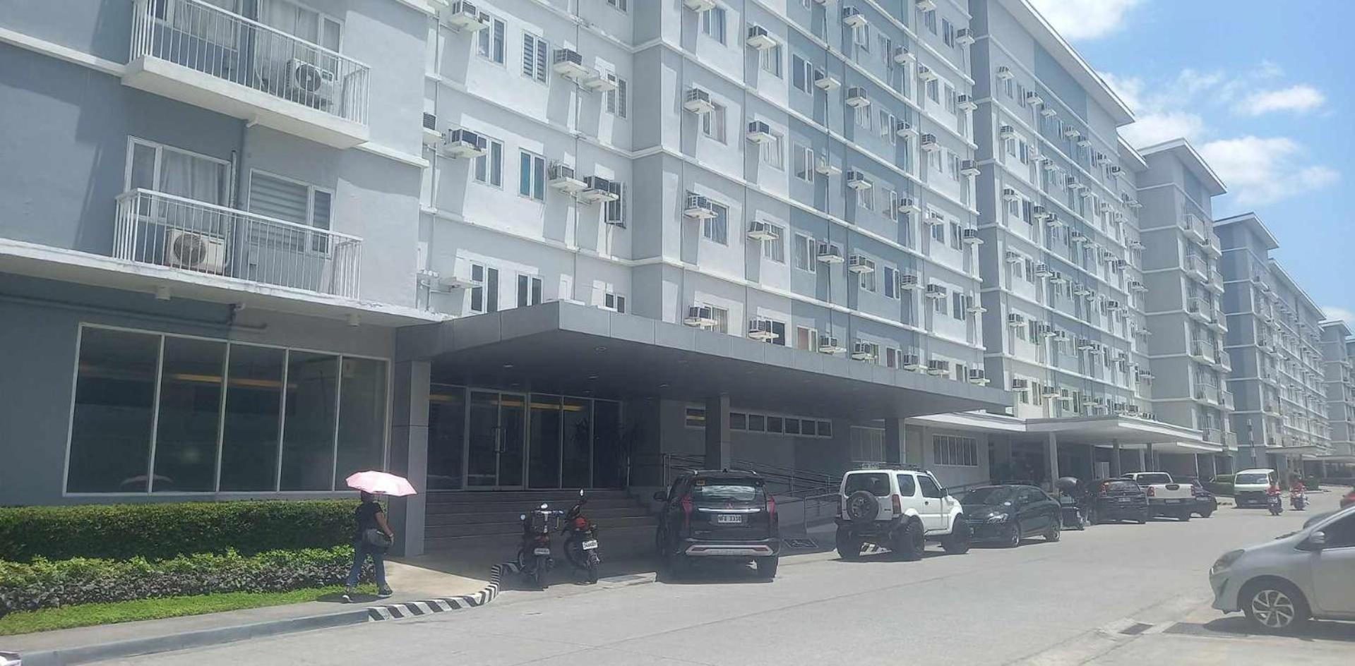 Comfy 1 Bedroom With Netflix & Free Wifi - Trees Residences Apartment Manila