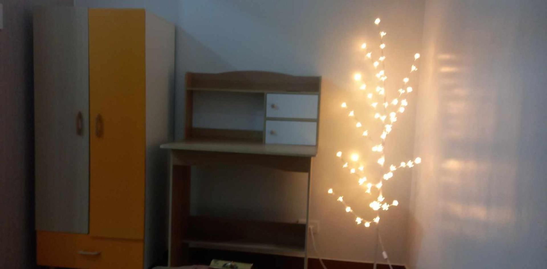 Comfy 1 Bedroom With Netflix & Free Wifi - Trees Residences Apartment *