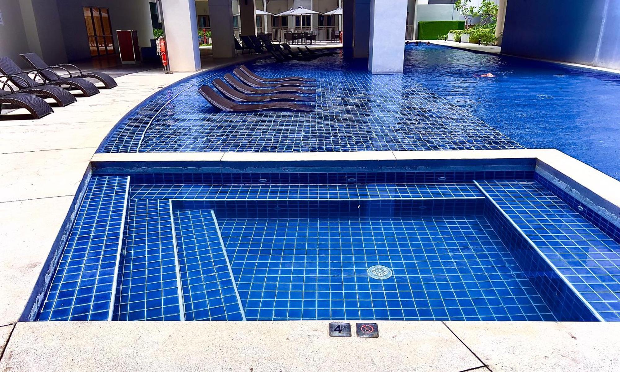 Urban Oasis: Prime With Airport Convenience Apartment Manila