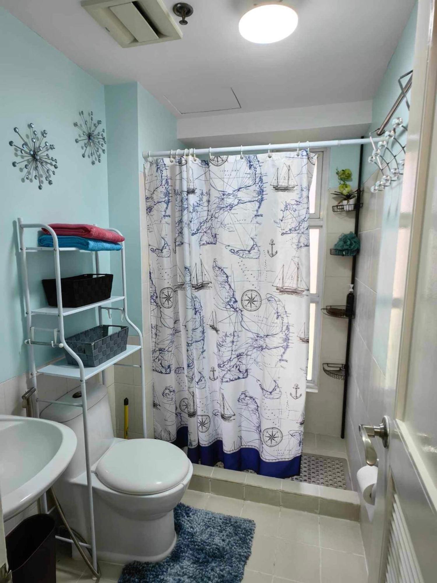 Visayas Ave Unit 1 Bedroom Not A Studio!! *