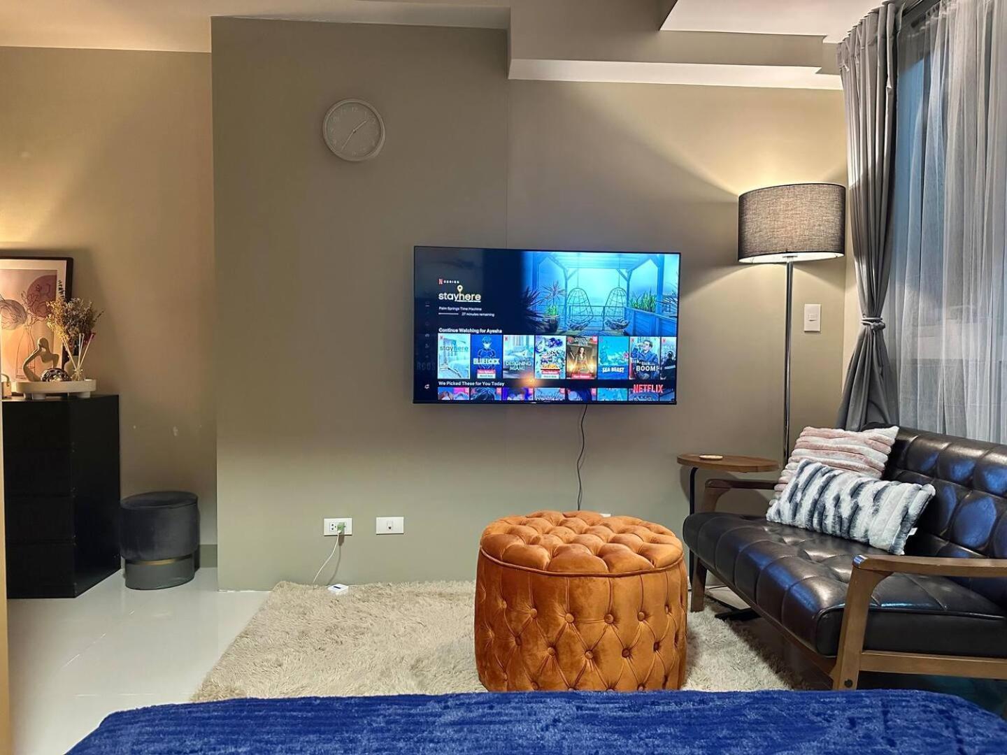 Apartment Private Unit In Uptown Parksuites I & Ii *