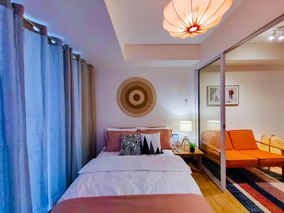 1br Condotel Azure Urban Near Airport - 15f #az02 Apartment