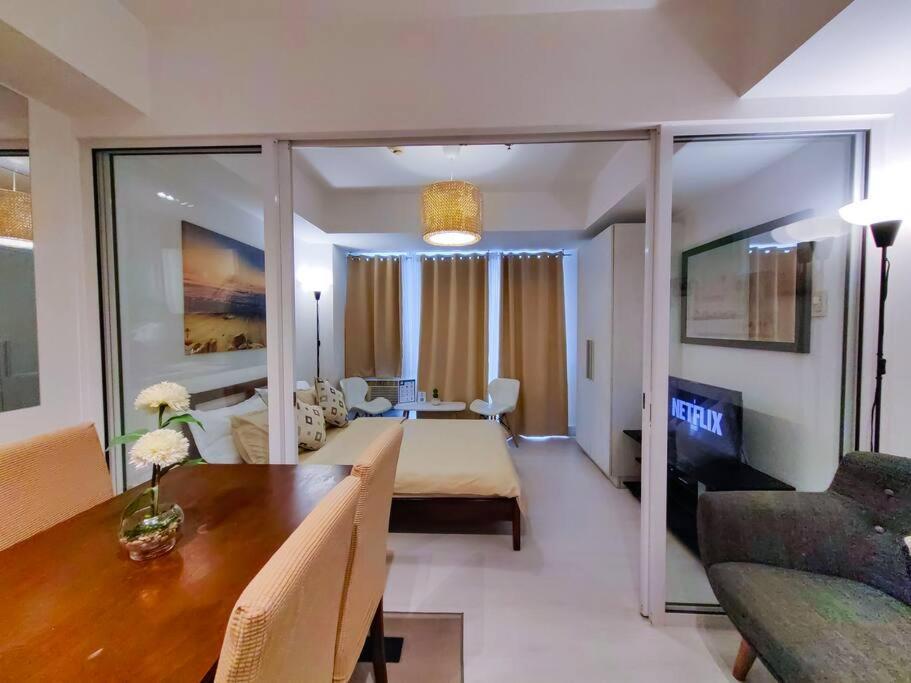 1br Condotel Azure Urban Near Airport - 16f #az01