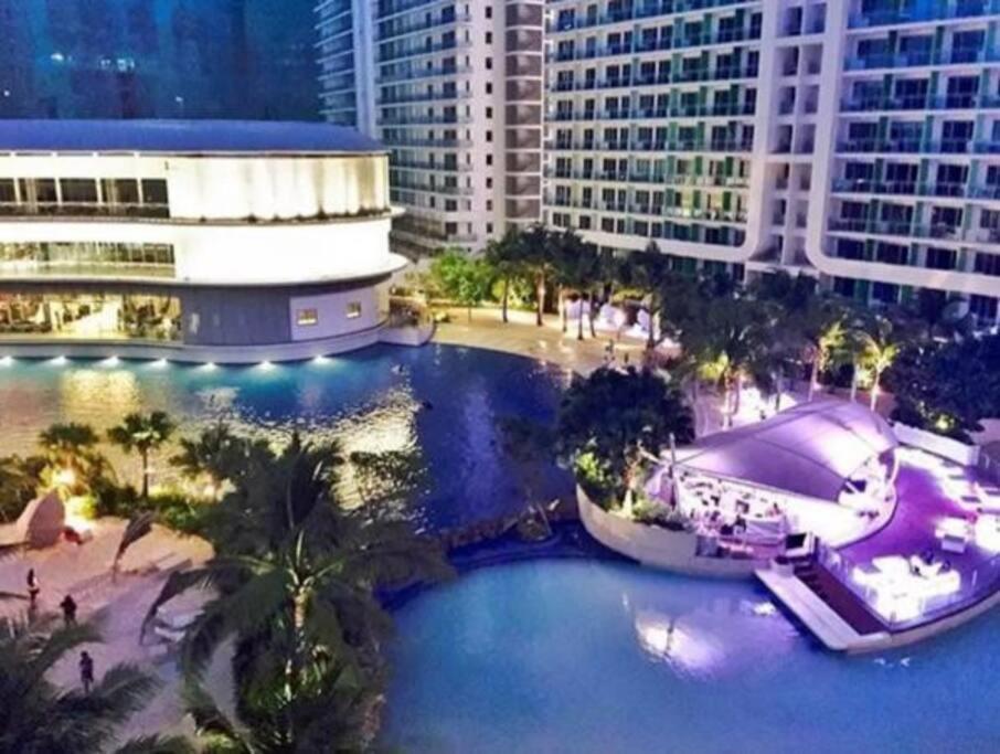 Apartment 1br Condotel Azure Urban Near Airport - 16f #az01 Manila