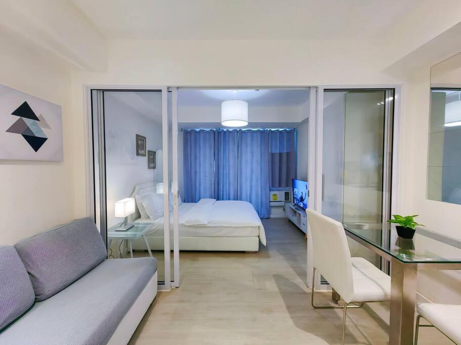 1br Condotel Azure Urban Near Airport - 14f #az03 *