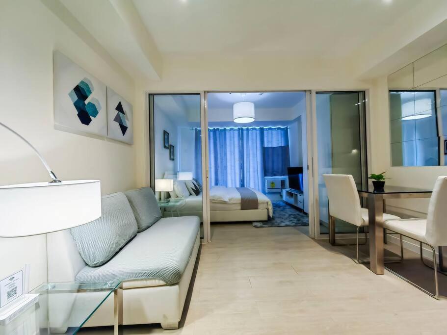 1br Condotel Azure Urban Near Airport - 14f #az03 * Manila