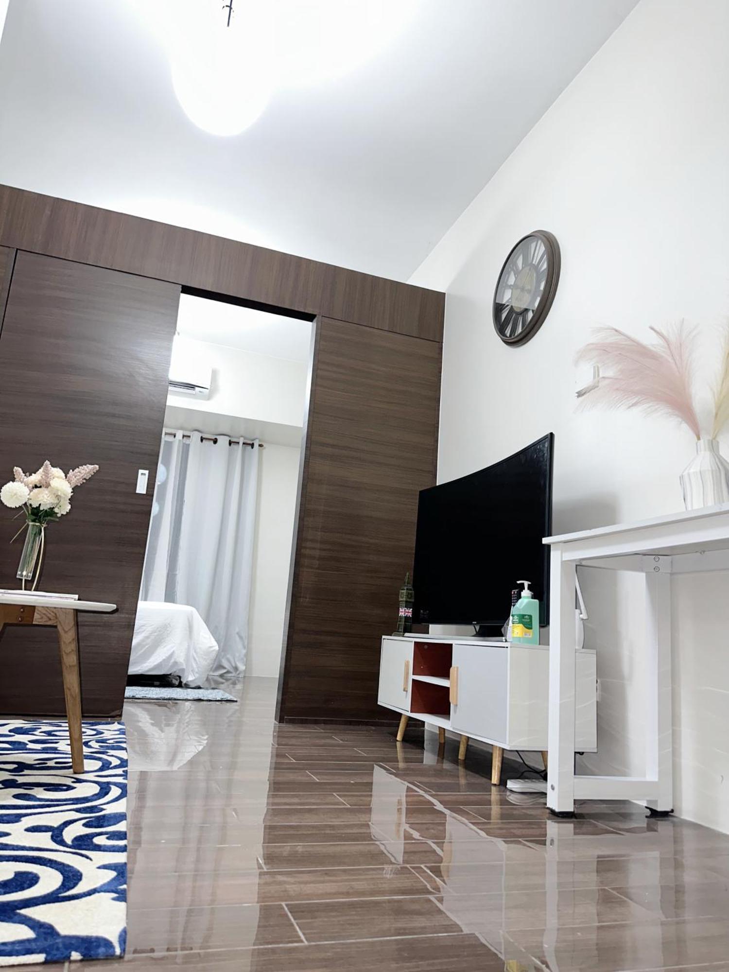 Apartment Air Space *
