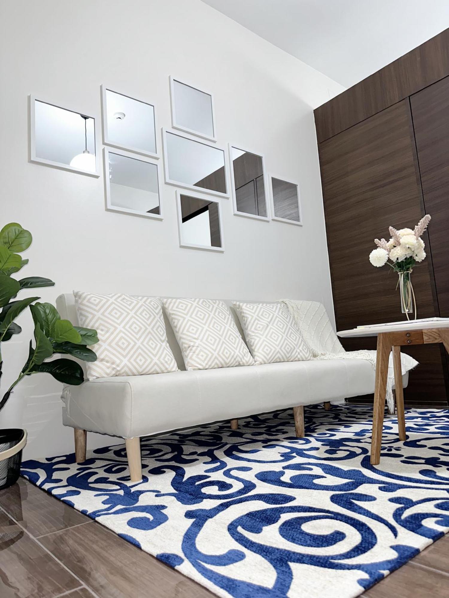 Air Space Apartment