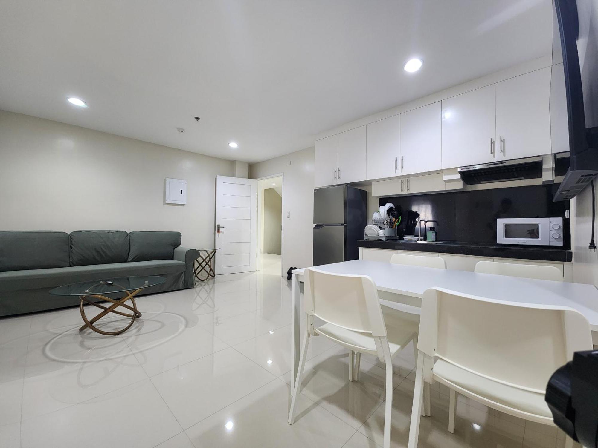 Vlcc Building Apartment Manila