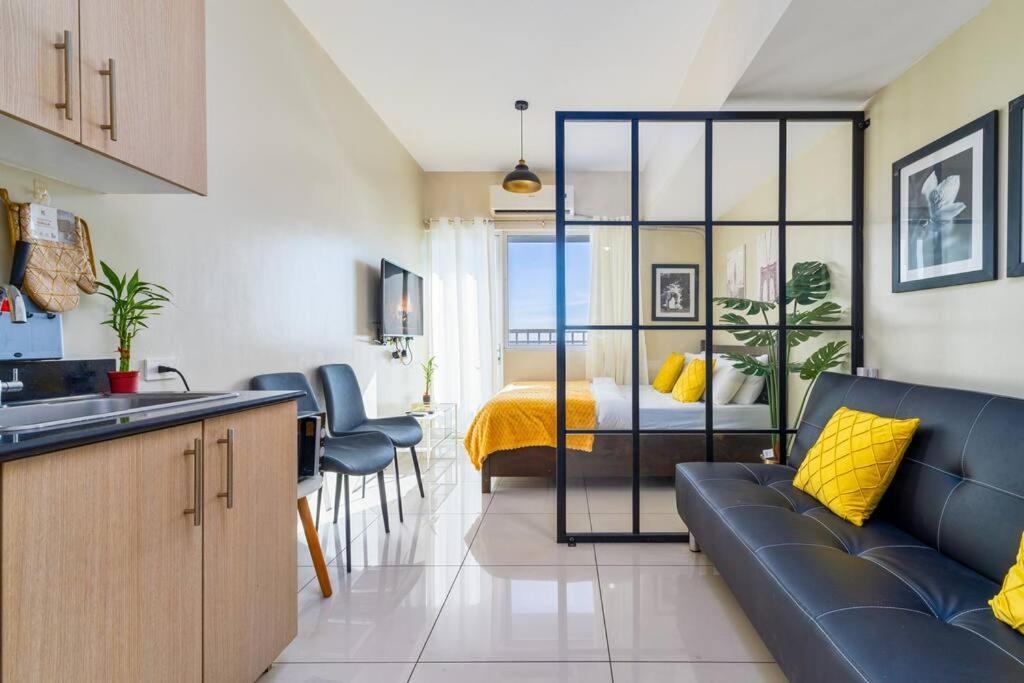 Urban Oasis Cozy Escape *