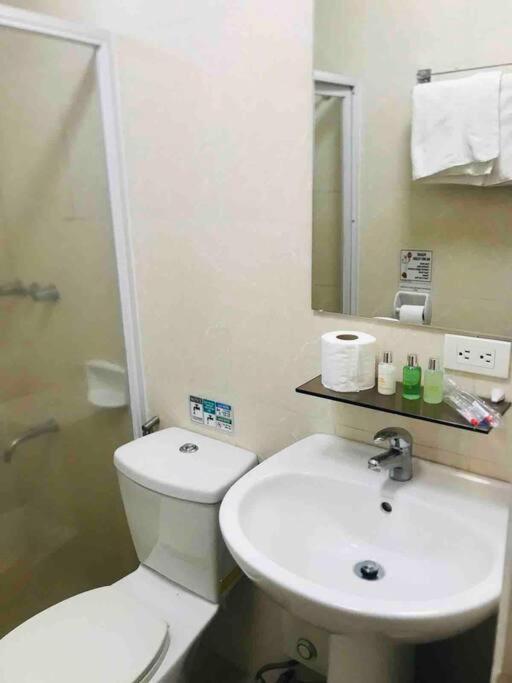 Apartment Bgc Hotel-like Staycation/workcation With A View *