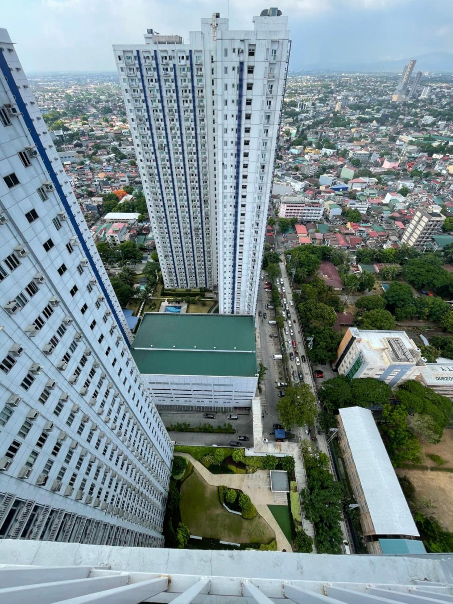 Apartment A Premium In A Prime Location Connected To Sm North Edsa Mall And Walking Distance To Solaire And Casino And Trinoma Mall In Quezon *