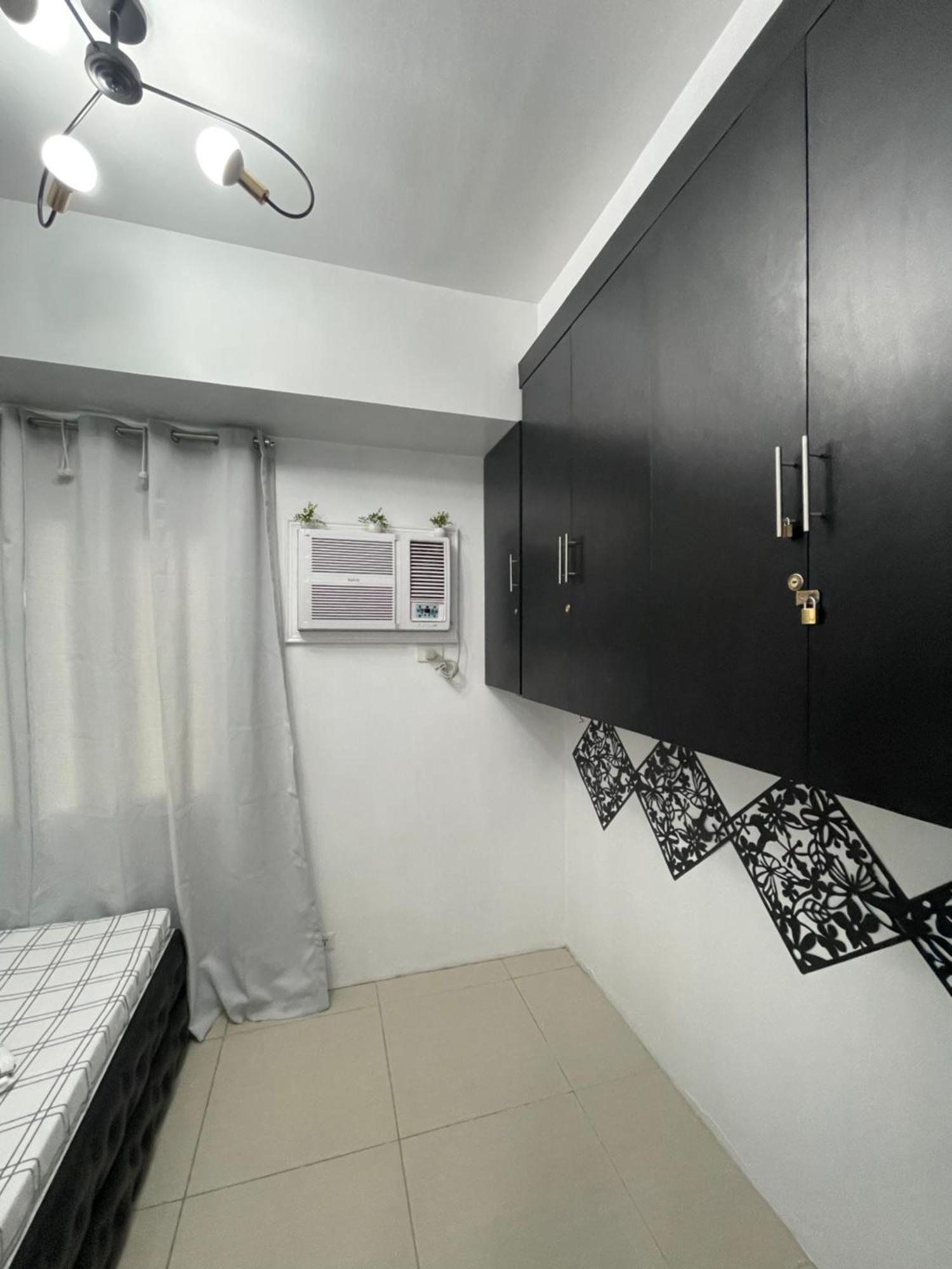 Apartment A Premium In A Prime Location Connected To Sm North Edsa Mall And Walking Distance To Solaire And Casino And Trinoma Mall In Quezon