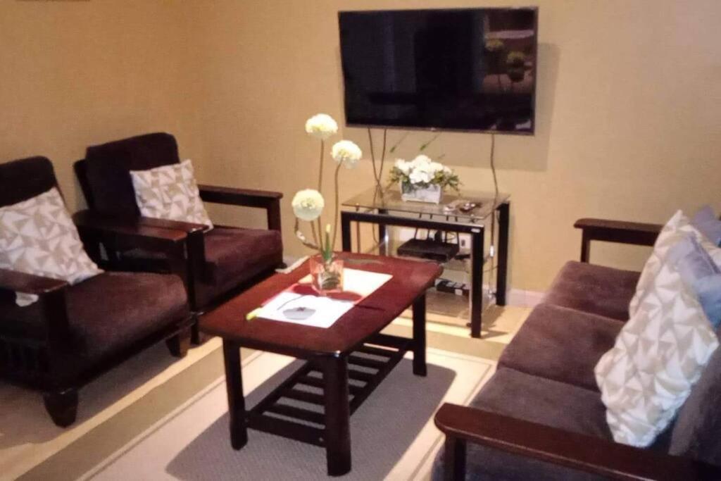 Apartment 2br Urban Staycation At Soho Mandaluyong Manila