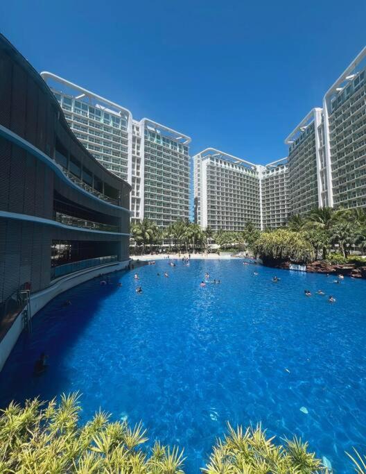 Apartment 2br With Wifi, Pool, & Smart Tv, Near Naia