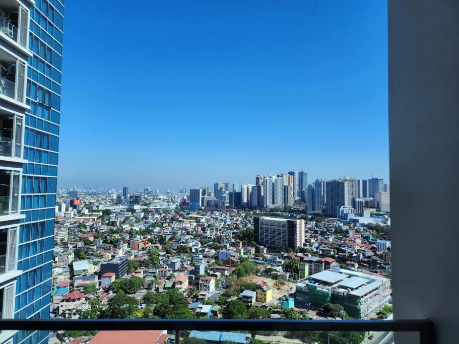 Bgc Uptown Parksuites King Bed With Balcony Sunset And View Apartment *
