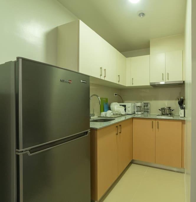 Apartment Stayhere Skandanavian Designed 1br In Greenbelt Manila