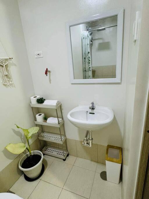 #48 Trees Residences * Manila