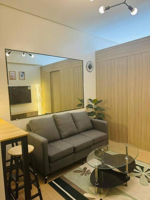 Apartment #48 Trees Residences Manila
