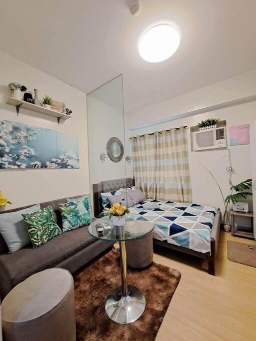 #47 Trees Residences Apartment Manila
