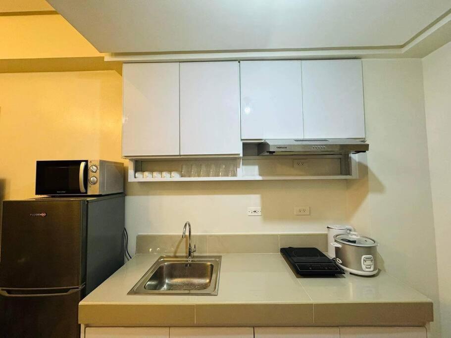 #48 Trees Residences Manila