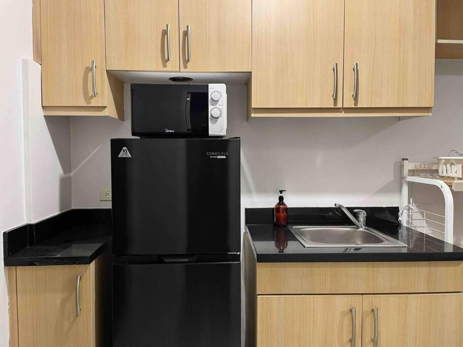 Gora In Avant Bgc Parking With Fee Apartment