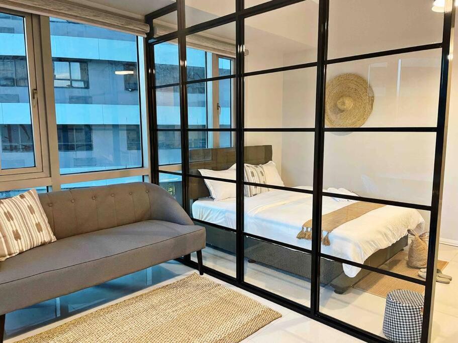 Apartment Gora In Avant Bgc Parking With Fee *