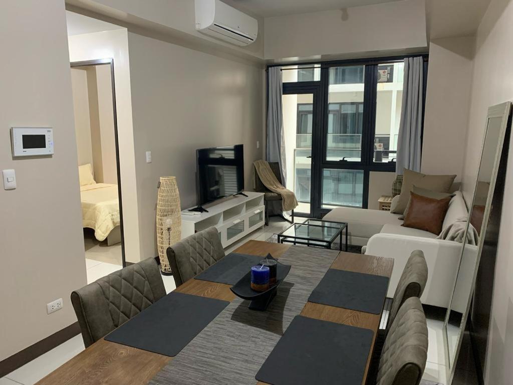 Apartment Stayhere The Florence Luxe 1br Near Venice Mall *
