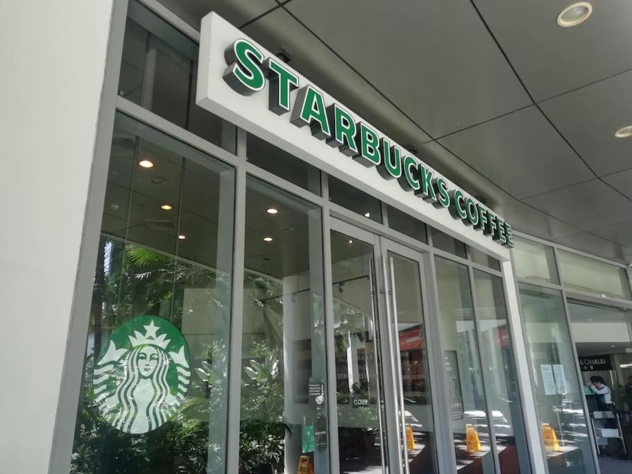 Stayhere Bgc Studio For Business Icon Plaza Bgc Manila