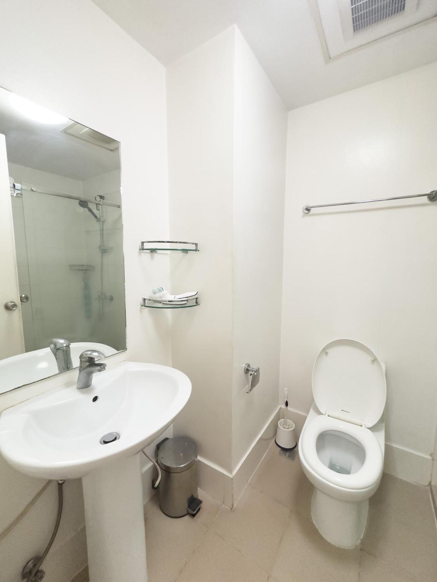 Apartment Stayhere Bgc In Soma Near Sm Aura
