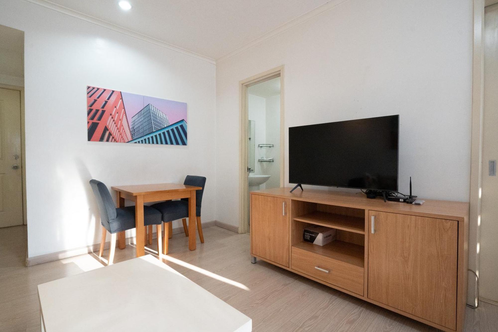 Stayhere Bgc In Soma Near Sm Aura Apartment *