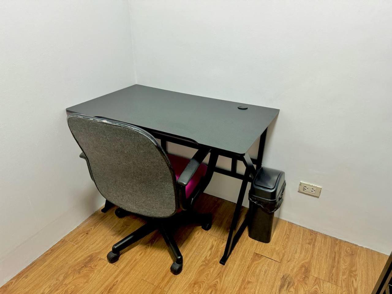 2br W Balcony In Araneta, Cubao W Pool And Gym - Porto Apartment Manila