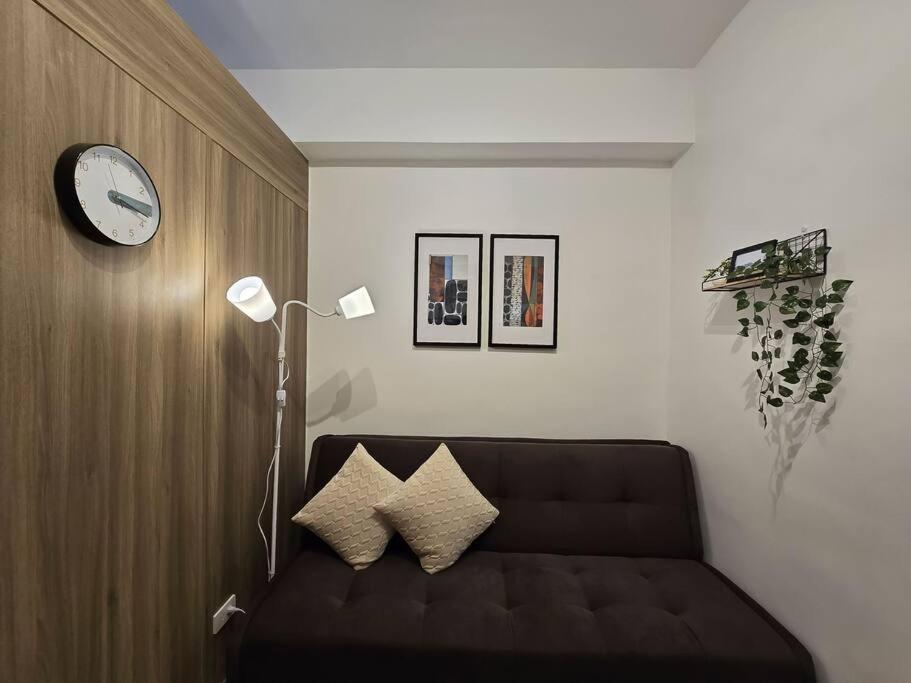 Apartment 1br Unit Condotel W Balcony Fame Residences -fm14