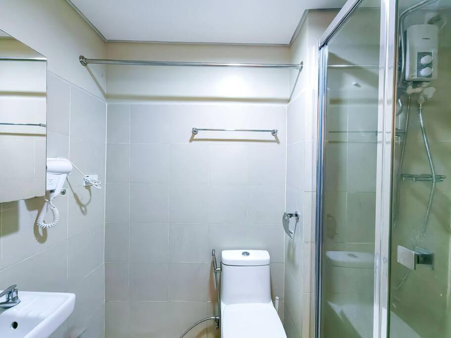 1br Unit Condotel W Balcony Fame Residences -fm09 Apartment