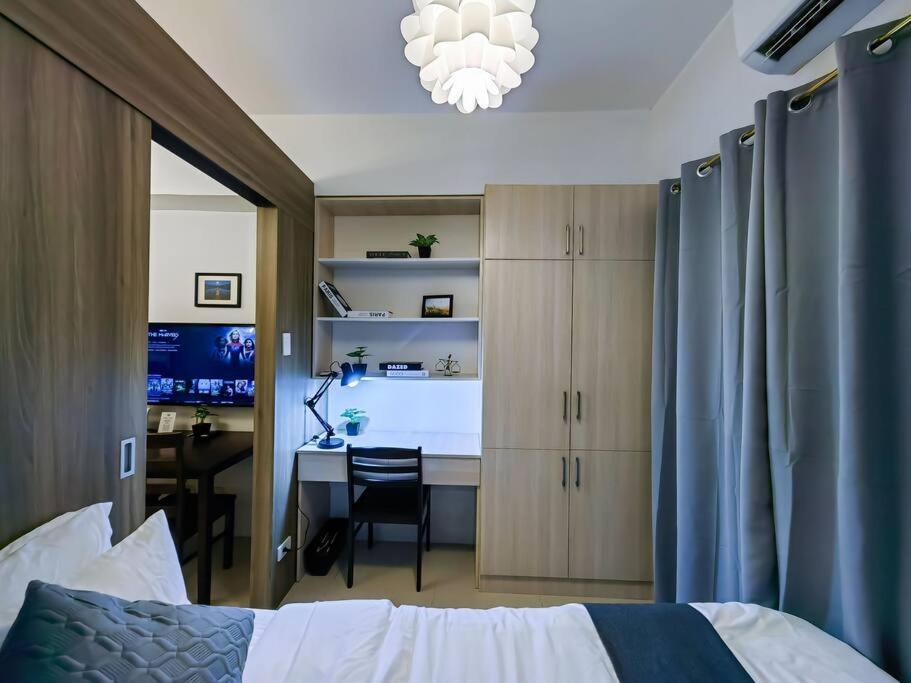 1br Unit Condotel W Balcony Fame Residences -fm09 *