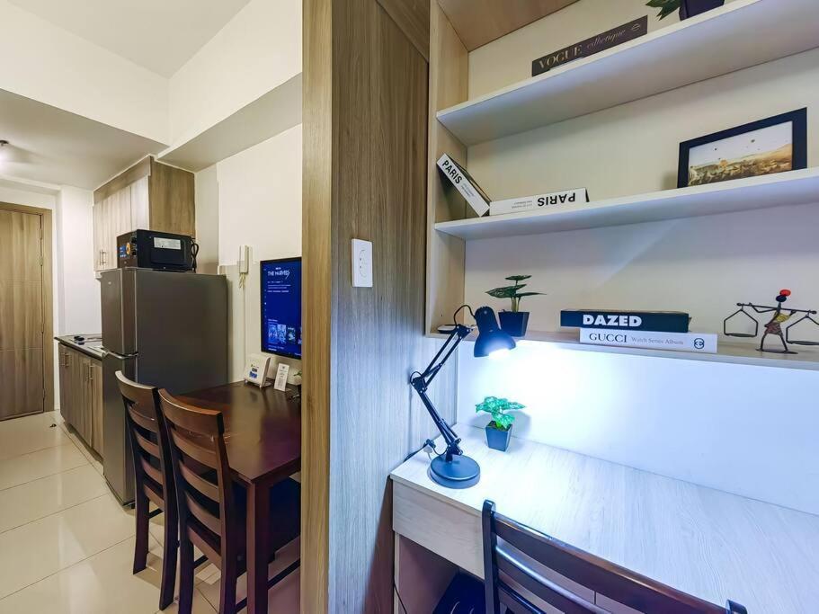 1br Unit Condotel W Balcony Fame Residences -fm09 *
