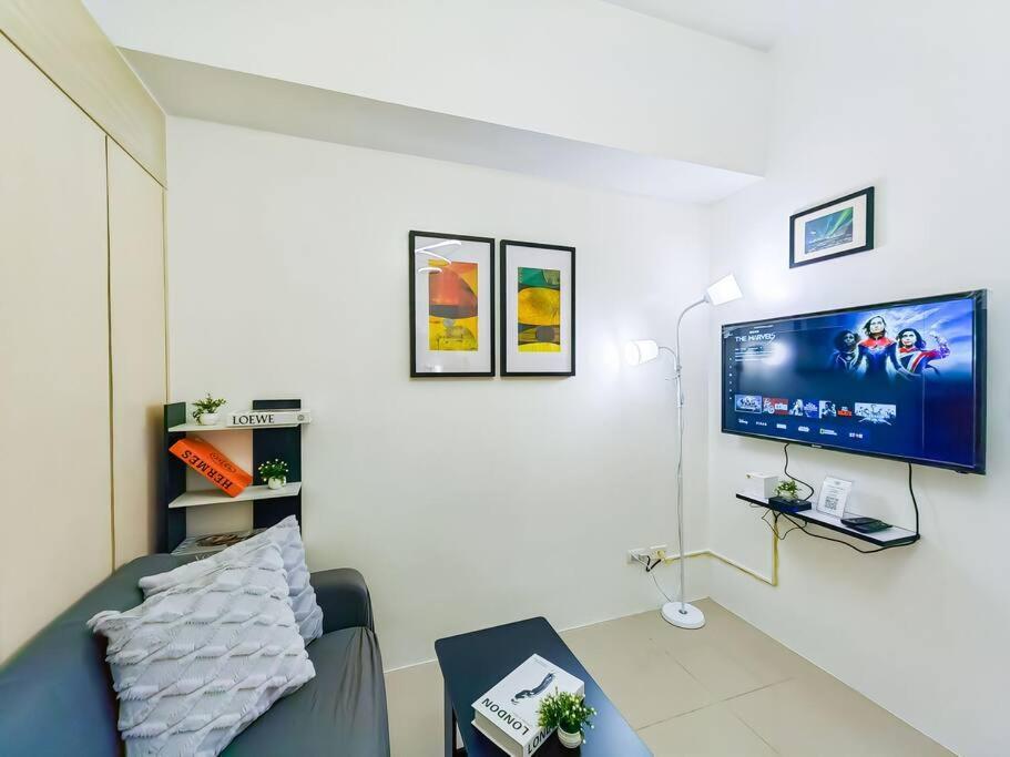1br Condotel W/ Balcony Sm Light Residences -lt06 Apartment *