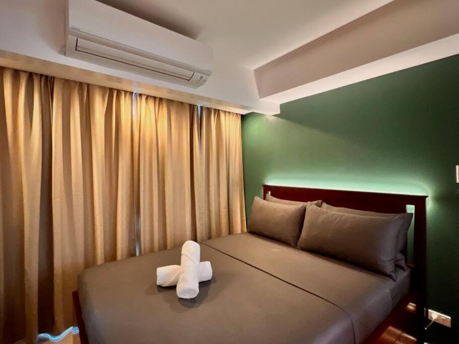 Azure New Elegant Relaxing Staycation Place *