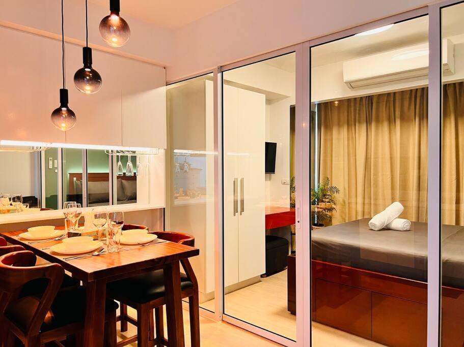 Apartment Azure New Elegant Relaxing Staycation Place Manila