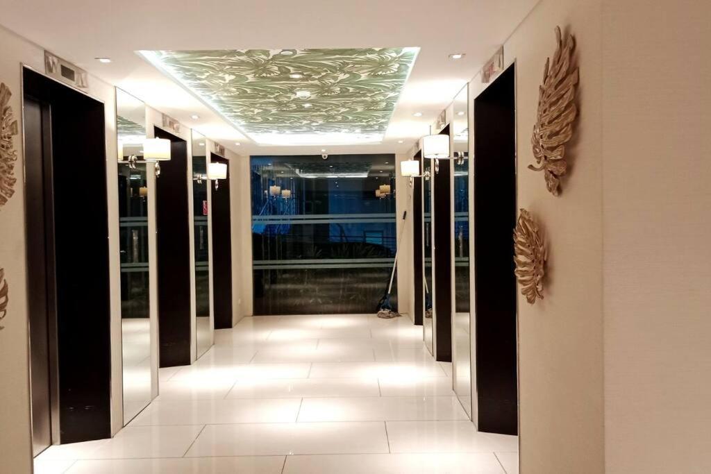 Azure Lovely And Refreshing 1 Bedroom Apartment
