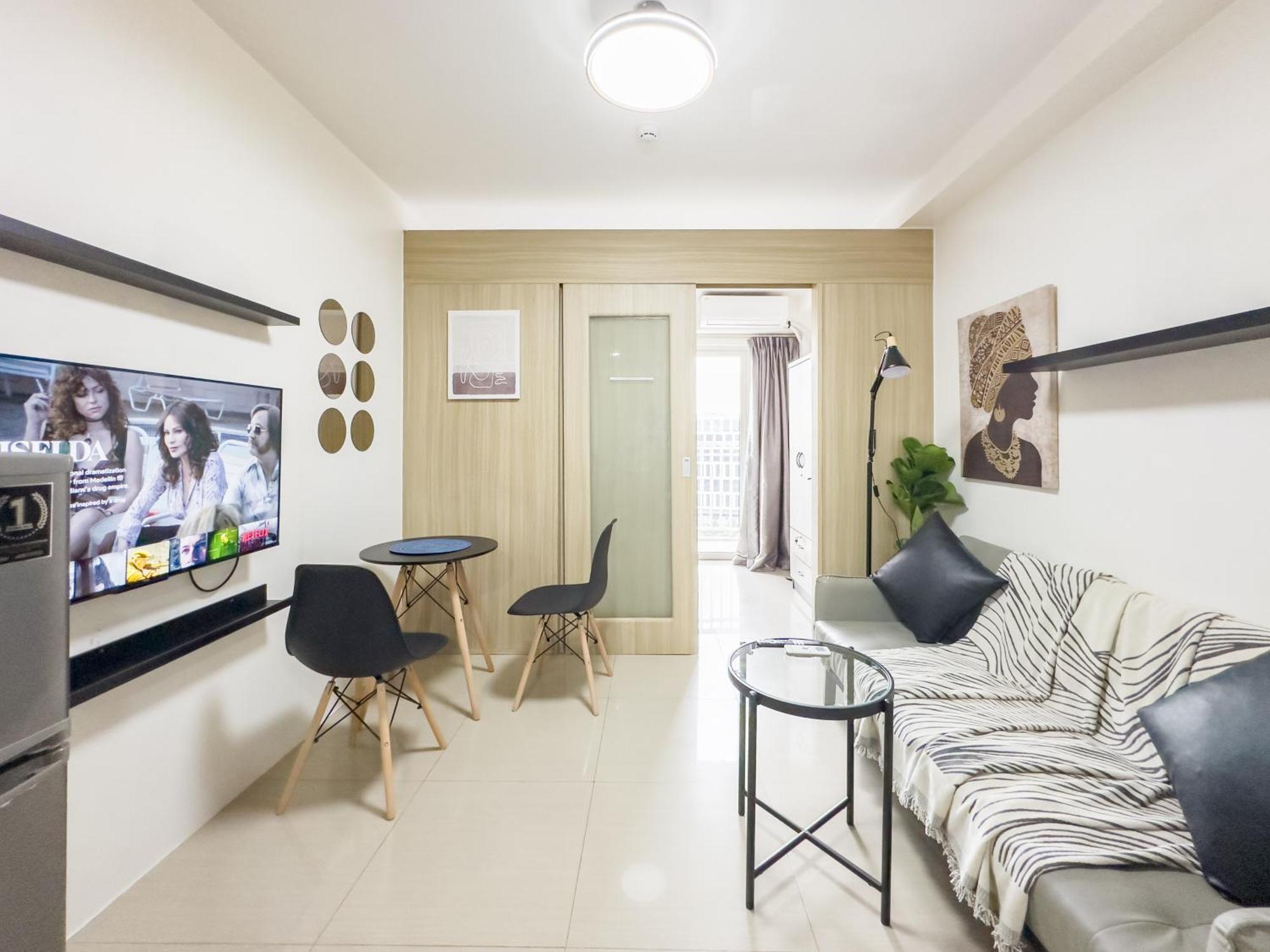 Gemstonebr In Smdc Shore Residences