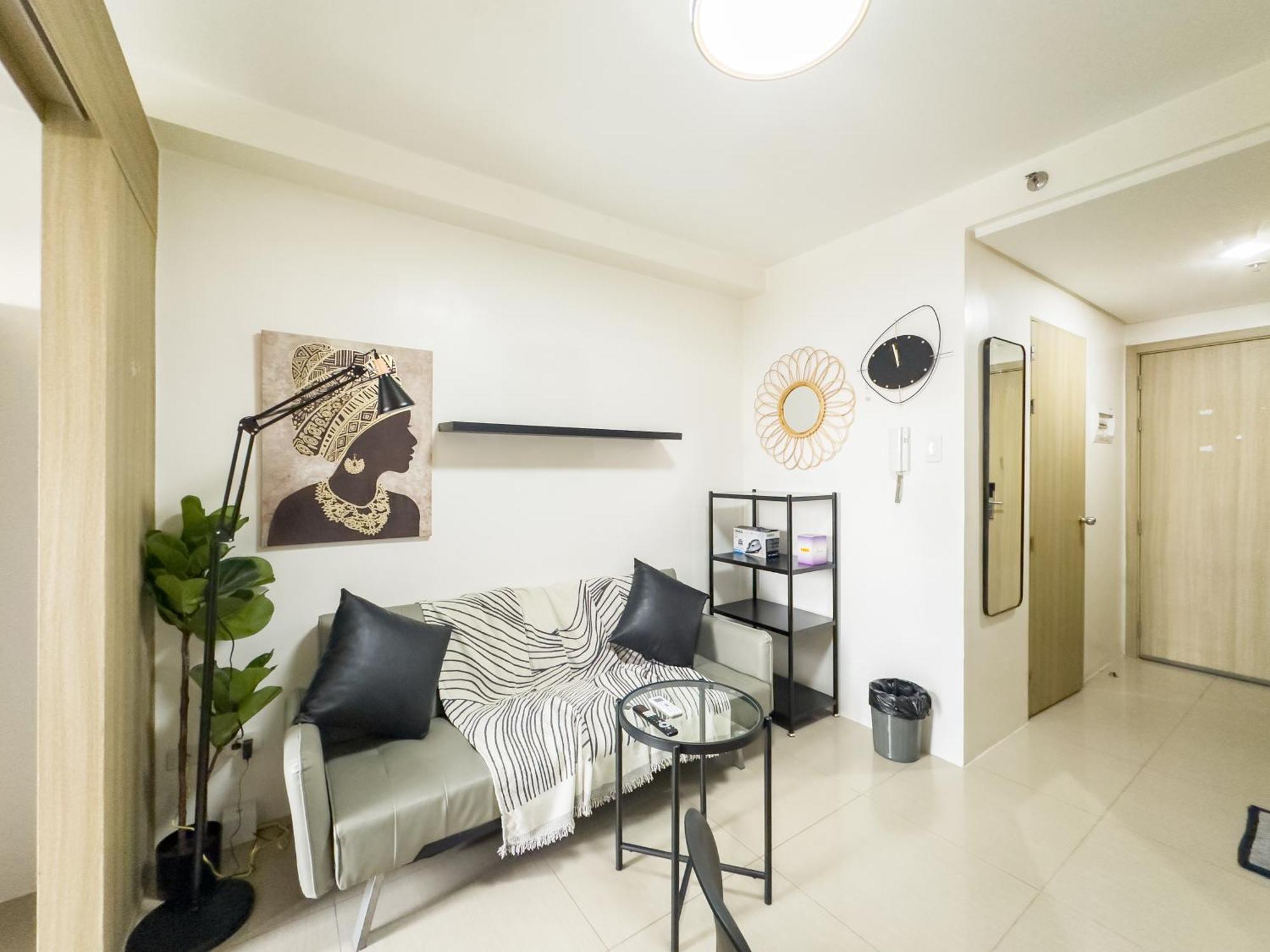 Gemstonebr In Smdc Shore Residences Apartment *
