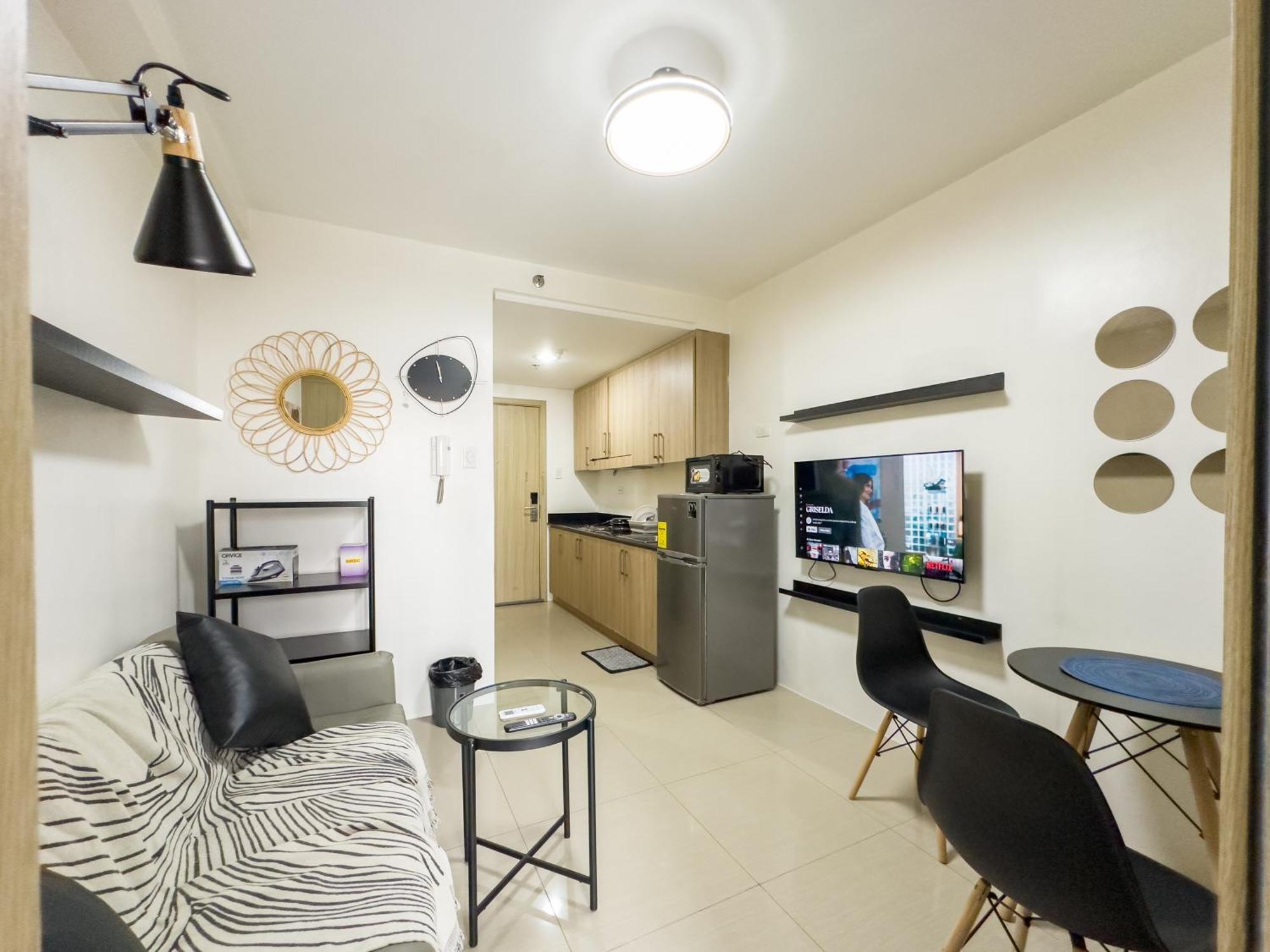 Gemstonebr In Smdc Shore Residences Apartment *