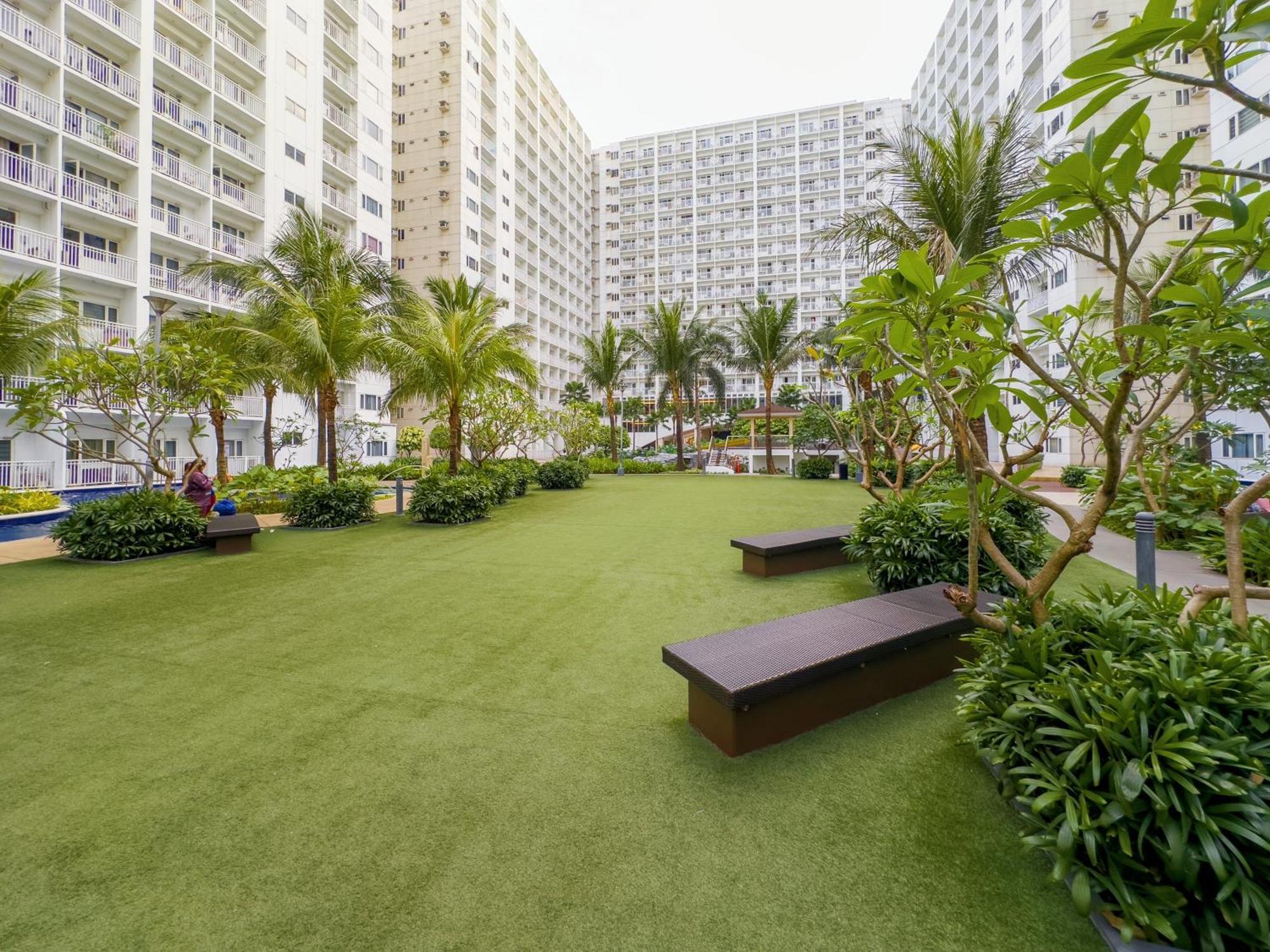 Gemstonebr In Smdc Shore Residences Manila