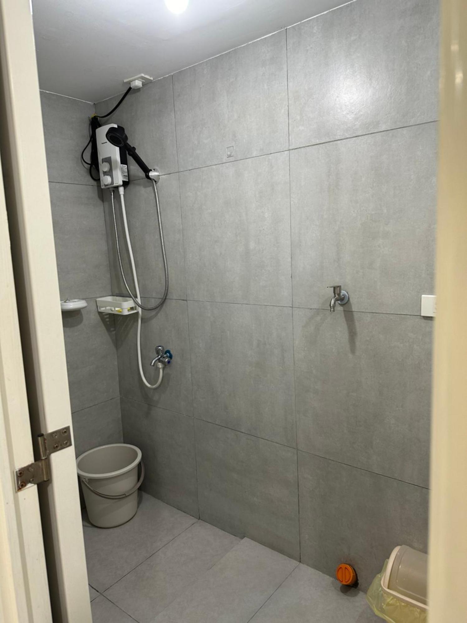Brand New Near Airport *