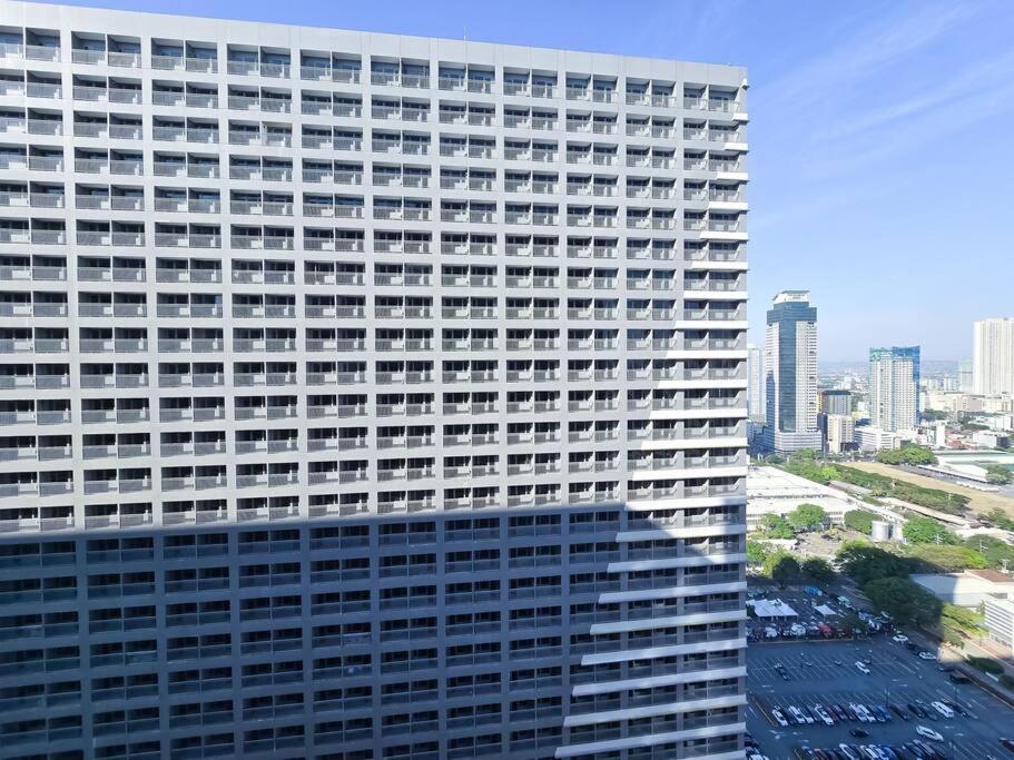 1br Unit Condotel W Balcony Fame Residences -fm29 Apartment *