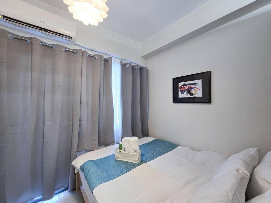 1br Unit Condotel W Balcony Fame Residences -fm29 Apartment Manila
