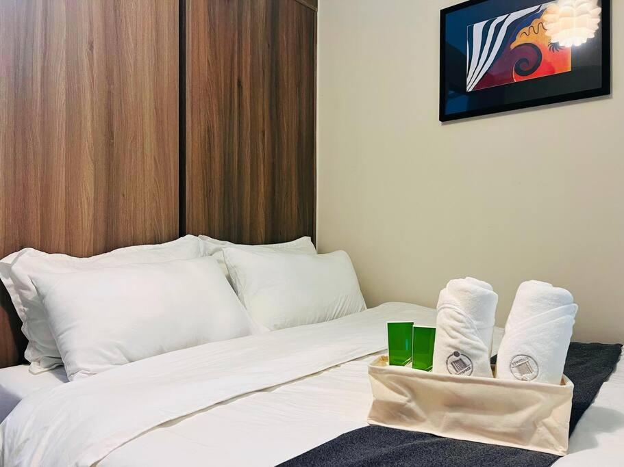 Apartment 1br Unit Condotel W Balcony Fame Residences -fm26